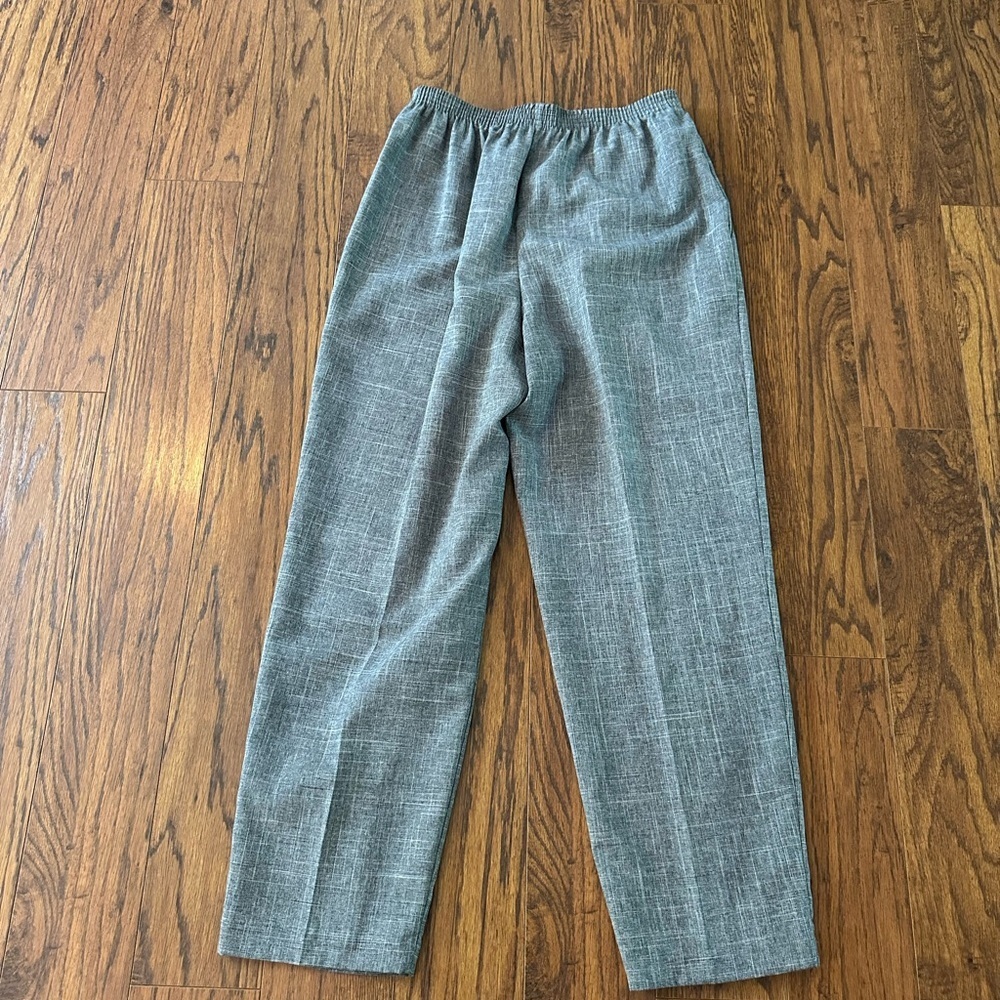 Gray Relaxed Trousers with Elastic Waistband - Picture 3 of 3